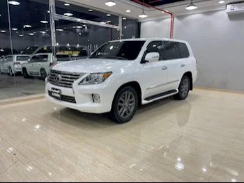 Lexus  LX  570  2012  Automatic  225,000 Km  8 Cylinder  Four Wheel Drive (4WD)  SUV  White