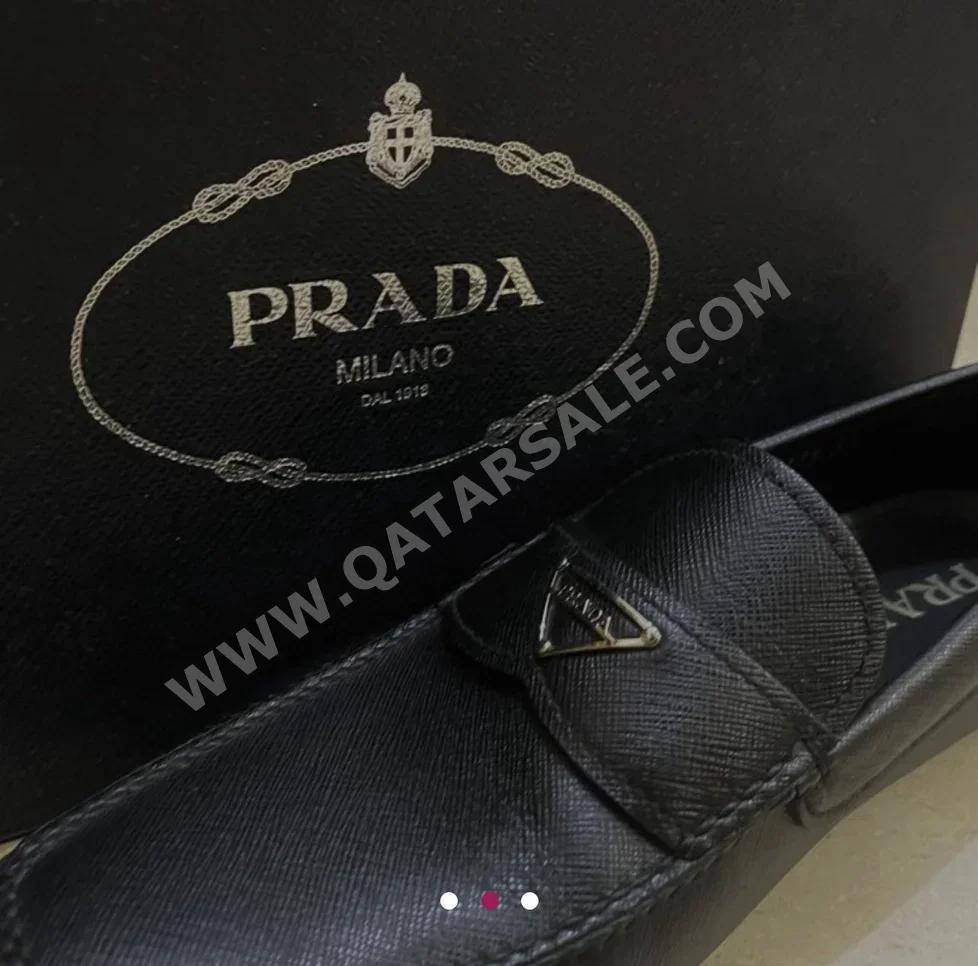 Shoes Prada  Genuine Leather  Black Size 43  Italy  Men