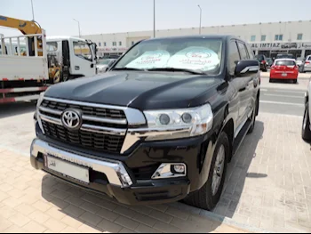 Toyota  Land Cruiser  GXR  2021  Automatic  113,000 Km  8 Cylinder  Four Wheel Drive (4WD)  SUV  Black