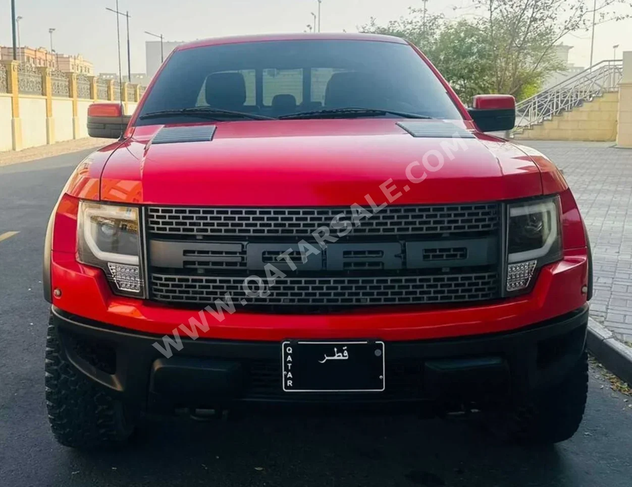 Ford  Raptor  SVT  2014  Automatic  123,944 Km  8 Cylinder  Four Wheel Drive (4WD)  Pick Up  Red