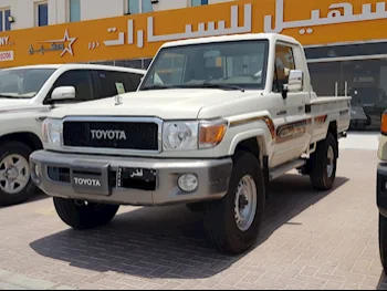 Toyota  Land Cruiser  LX  2021  Manual  156,000 Km  6 Cylinder  Four Wheel Drive (4WD)  Pick Up  White