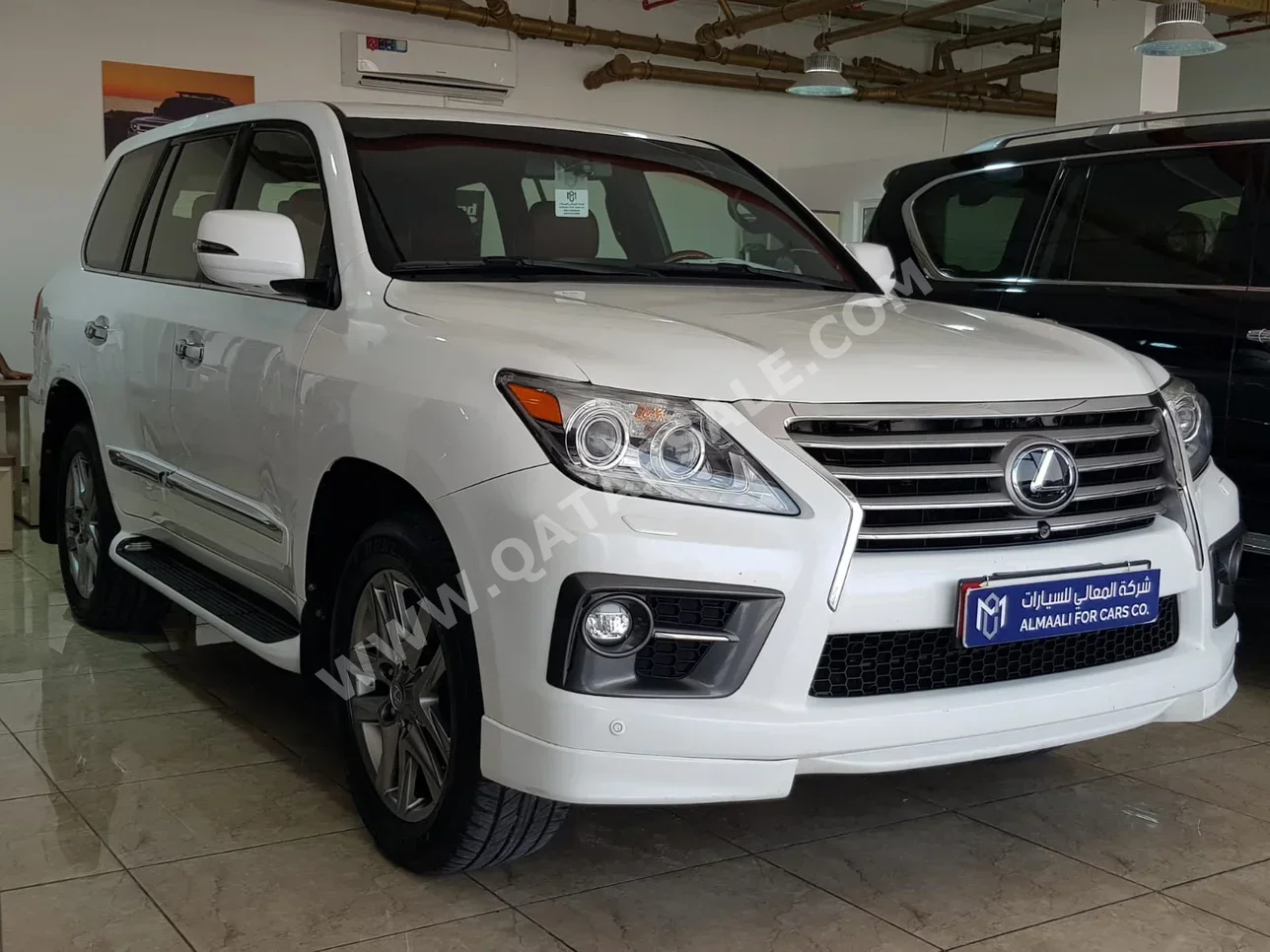 Lexus  LX  570  2015  Automatic  380,000 Km  8 Cylinder  Four Wheel Drive (4WD)  SUV  White