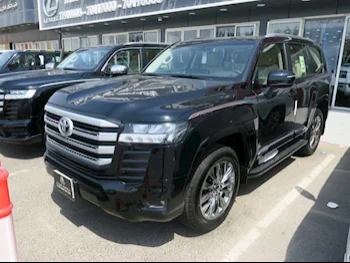 Toyota  Land Cruiser  GXR  2024  Automatic  0 Km  6 Cylinder  Four Wheel Drive (4WD)  SUV  Black  With Warranty