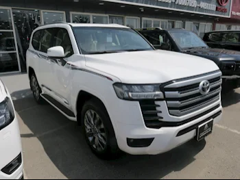 Toyota  Land Cruiser  GXR  2024  Automatic  0 Km  6 Cylinder  Four Wheel Drive (4WD)  SUV  White  With Warranty