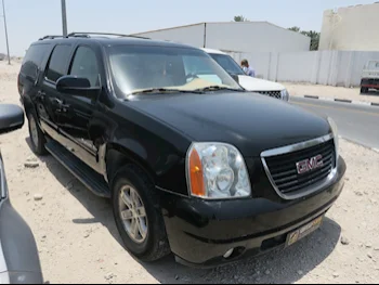 GMC  Yukon  XL  2012  Automatic  220,000 Km  8 Cylinder  Four Wheel Drive (4WD)  SUV  Black