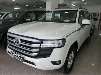 Toyota  Land Cruiser  GXR  2024  Automatic  0 Km  6 Cylinder  Four Wheel Drive (4WD)  SUV  White  With Warranty