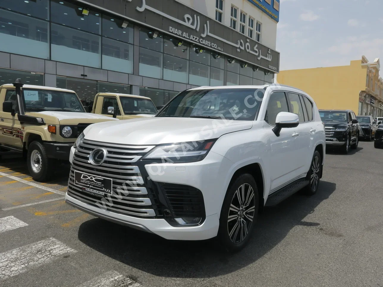 Lexus  LX  600 Luxury  2024  Automatic  1,000 Km  6 Cylinder  Four Wheel Drive (4WD)  SUV  White  With Warranty