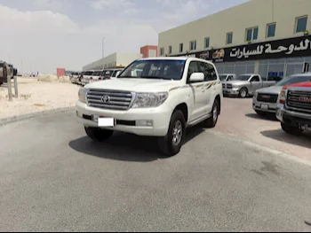 Toyota  Land Cruiser  GXR  2009  Automatic  397,000 Km  8 Cylinder  Four Wheel Drive (4WD)  SUV  White