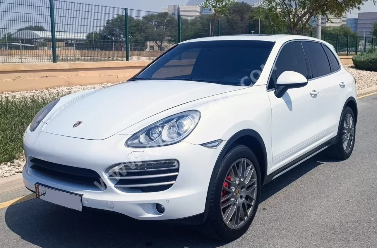 Porsche  Cayenne  2014  Automatic  155,700 Km  6 Cylinder  Four Wheel Drive (4WD)  SUV  White