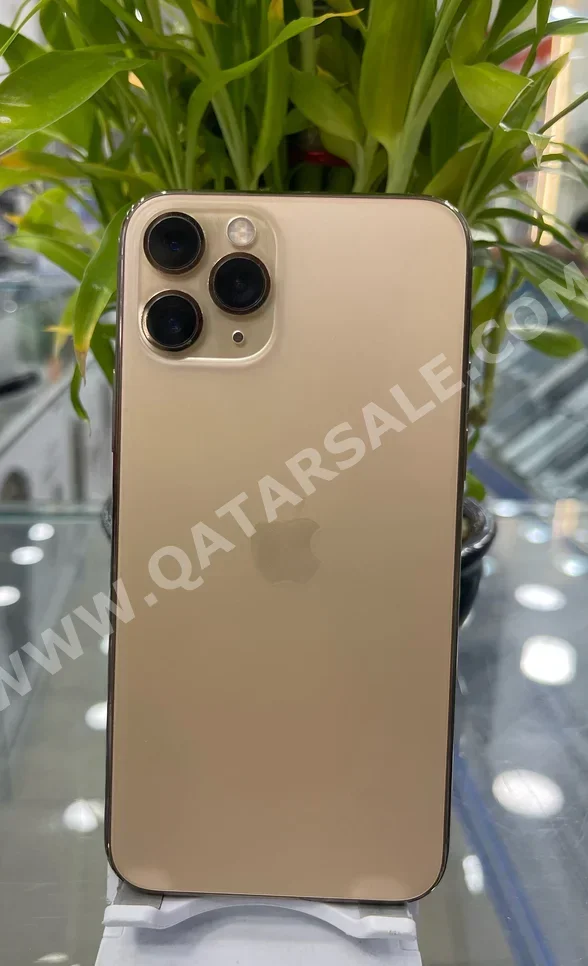 Apple  - iPhone 11  - Pro  - Gold  - 256 GB