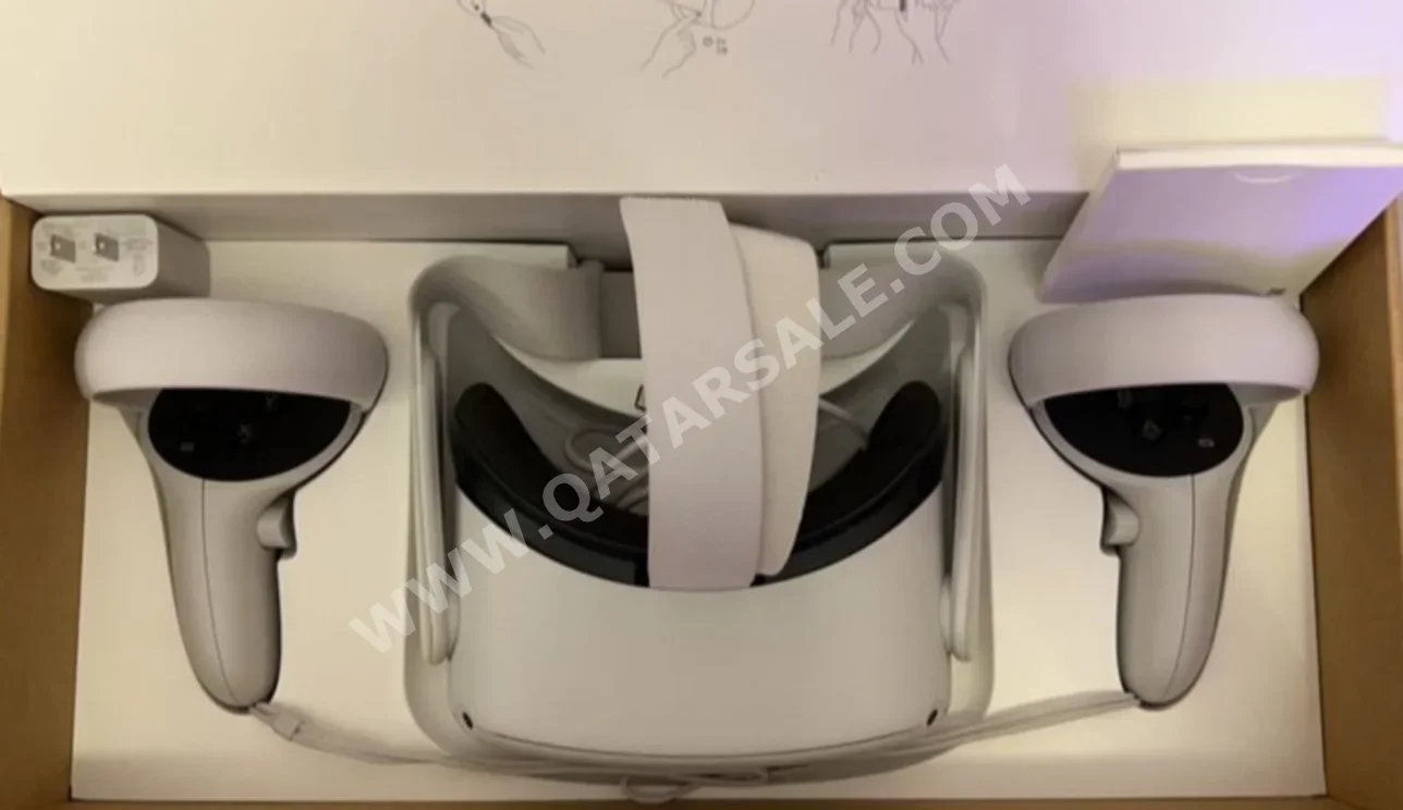 Meta  Oculus Quest 2  - Standalone / PC  Wireless  Knuckles Included