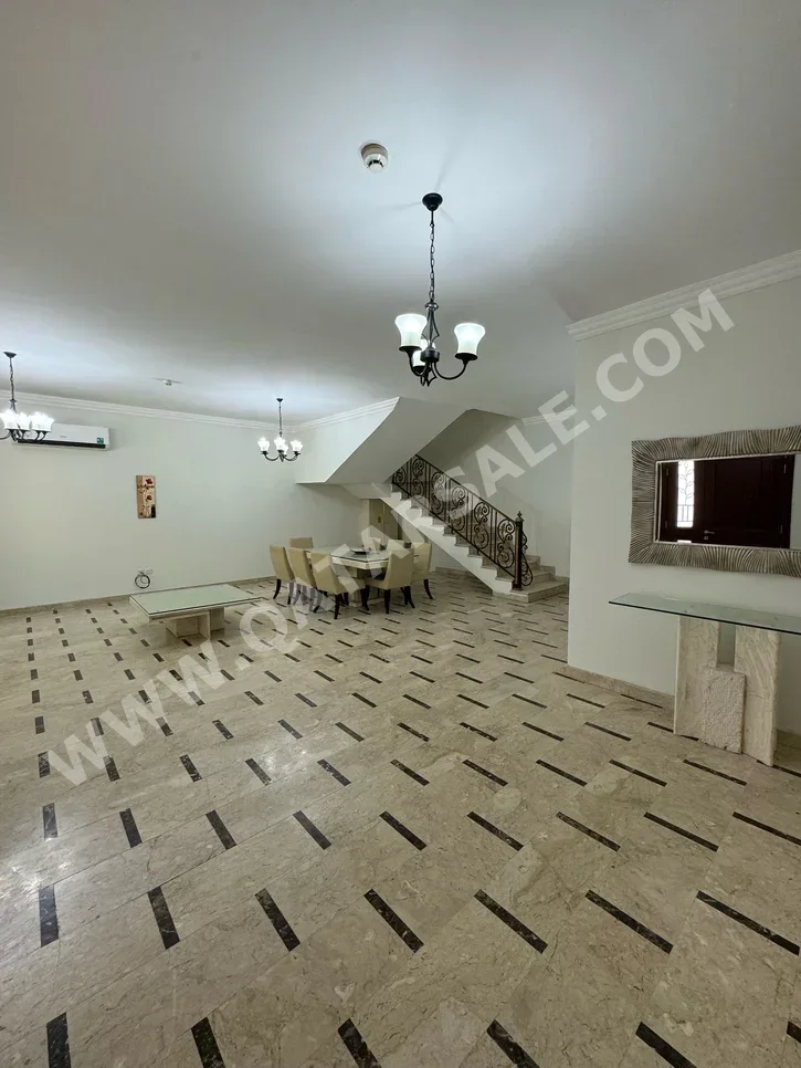 Family Residential  - Semi Furnished  - Al Rayyan  - Izghawa  - 5 Bedrooms