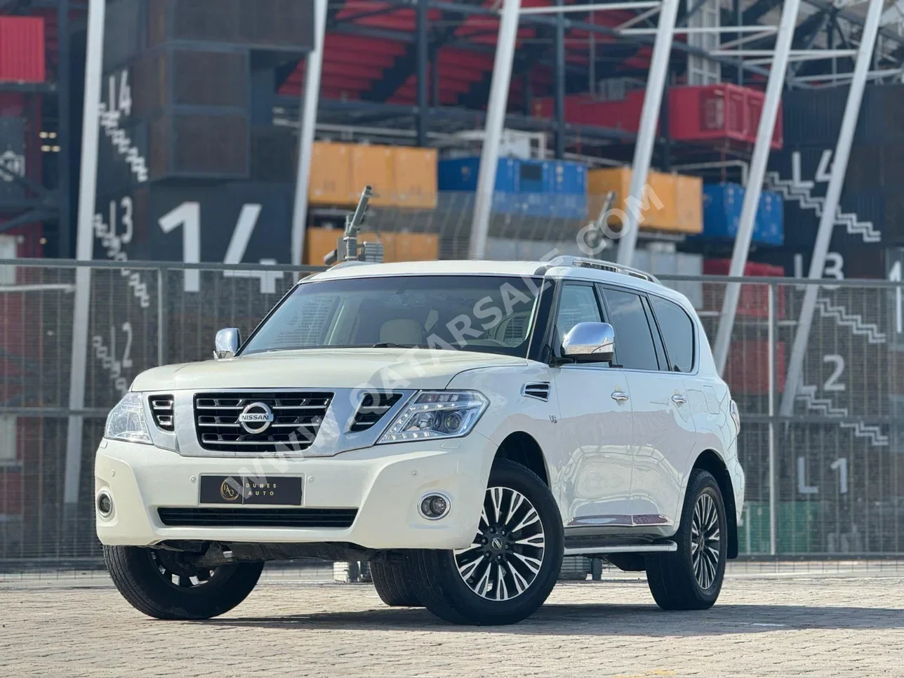 Nissan  Patrol  Platinum  2016  Automatic  171,000 Km  8 Cylinder  Four Wheel Drive (4WD)  SUV  White