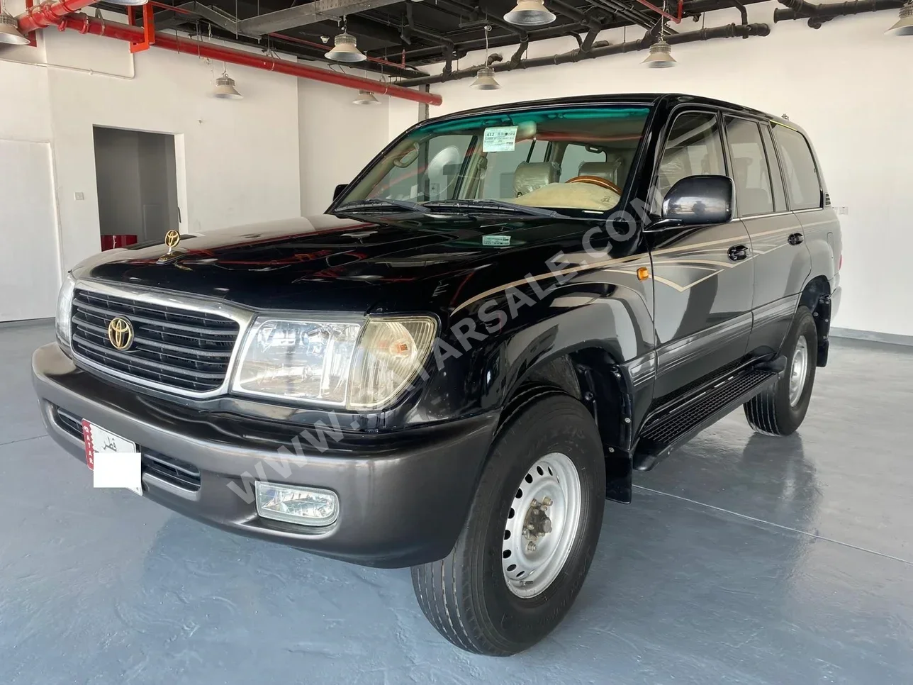 Toyota  Land Cruiser  VXR  2001  Manual  444,000 Km  8 Cylinder  Four Wheel Drive (4WD)  SUV  Black