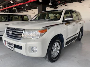  Toyota  Land Cruiser  GXR  2014  Automatic  187,000 Km  8 Cylinder  Four Wheel Drive (4WD)  SUV  White  With Warranty