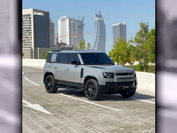 Land Rover  Defender  110 HSE  2022  Automatic  121,000 Km  6 Cylinder  Four Wheel Drive (4WD)  SUV  Gray