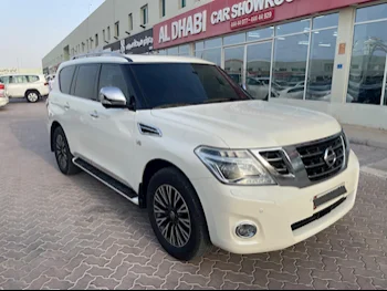 Nissan  Patrol  Platinum  2014  Automatic  145,000 Km  8 Cylinder  Four Wheel Drive (4WD)  SUV  White