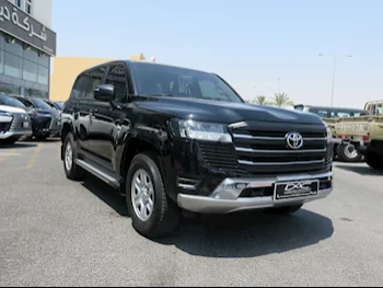 Toyota  Land Cruiser  GX  2022  Automatic  24,000 Km  6 Cylinder  Four Wheel Drive (4WD)  SUV  Black  With Warranty