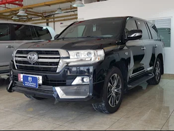 Toyota  Land Cruiser  VXR- Grand Touring S  2020  Automatic  88,000 Km  8 Cylinder  Four Wheel Drive (4WD)  SUV  Black