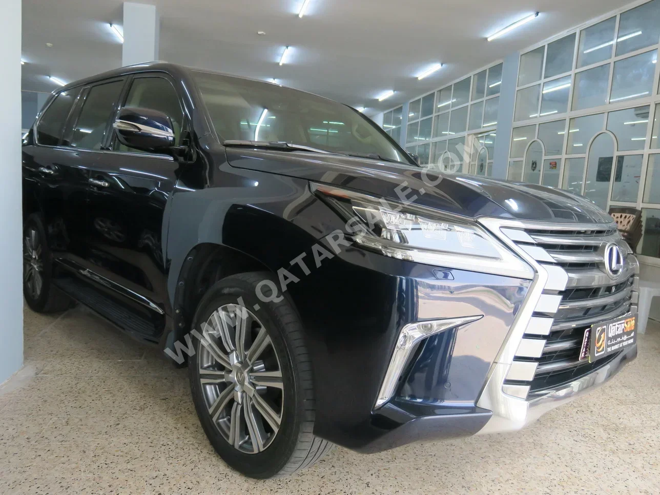 Lexus  LX  570  2017  Automatic  160,000 Km  8 Cylinder  Four Wheel Drive (4WD)  SUV  Dark Blue