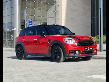 Mini  Cooper  CountryMan  2018  Automatic  89,000 Km  4 Cylinder  Rear Wheel Drive (RWD)  Hatchback  Red