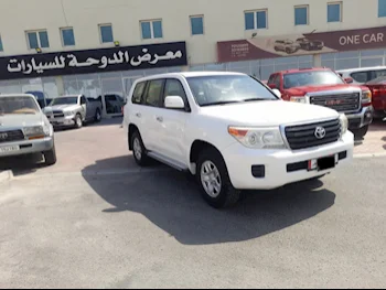 Toyota  Land Cruiser  G  2015  Manual  212,000 Km  6 Cylinder  Four Wheel Drive (4WD)  SUV  White