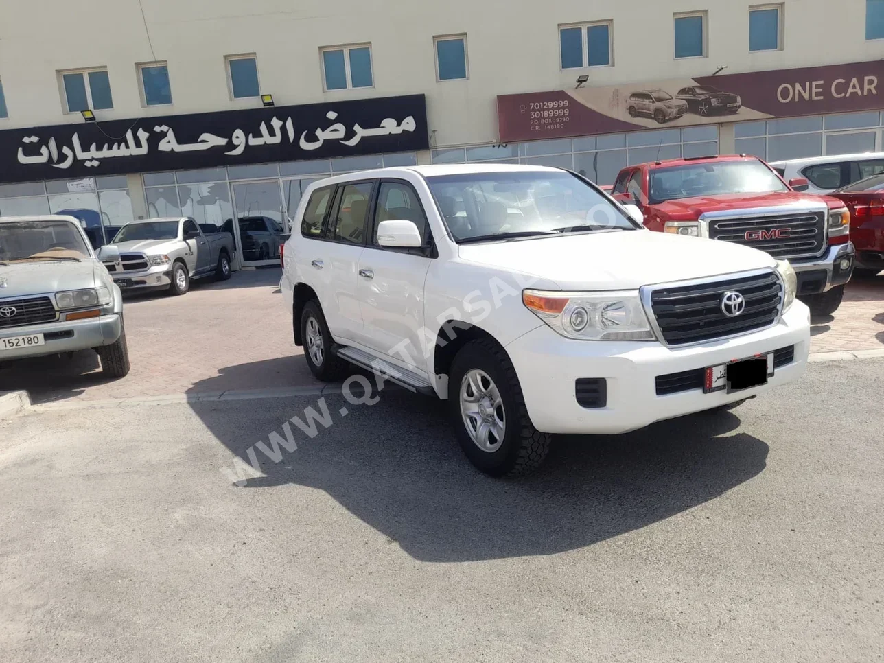 Toyota  Land Cruiser  G  2015  Manual  212,000 Km  6 Cylinder  Four Wheel Drive (4WD)  SUV  White