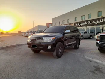 Toyota  Land Cruiser  VXR  2015  Automatic  220,000 Km  8 Cylinder  Four Wheel Drive (4WD)  SUV  Black