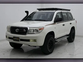 Toyota  Land Cruiser  G  2010  Automatic  150,000 Km  6 Cylinder  Four Wheel Drive (4WD)  SUV  White