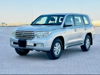 Toyota  Land Cruiser  G  2011  Automatic  358,000 Km  6 Cylinder  Four Wheel Drive (4WD)  SUV  Silver