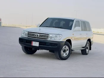 Toyota  Land Cruiser  GX  2006  Automatic  275,000 Km  6 Cylinder  Four Wheel Drive (4WD)  SUV  Silver