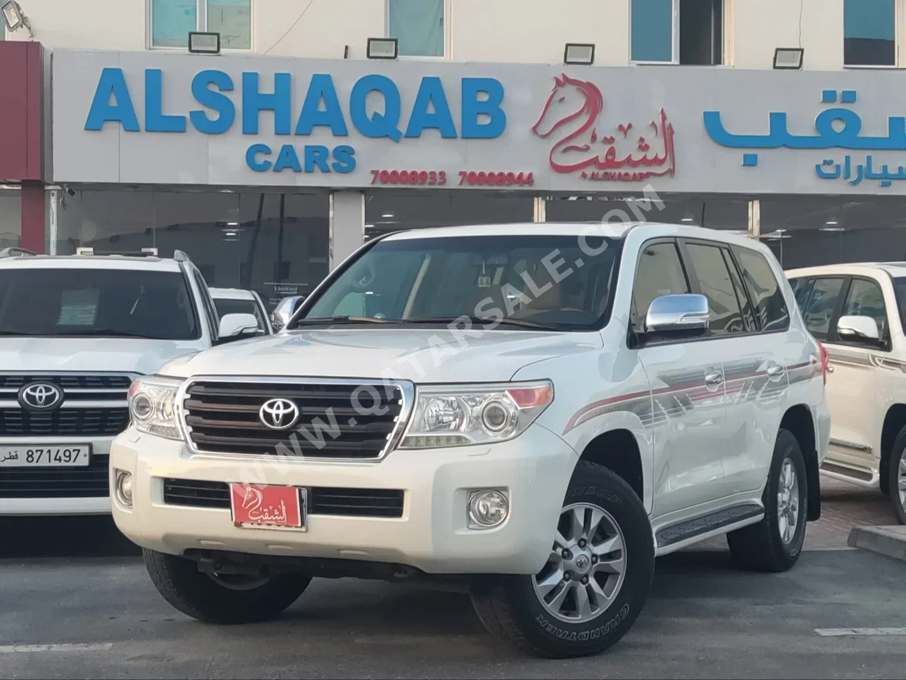 Toyota  Land Cruiser  GXR  2012  Automatic  180,000 Km  8 Cylinder  Four Wheel Drive (4WD)  SUV  White