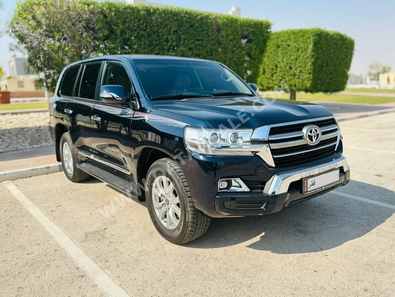 Toyota  Land Cruiser  GXR  2019  Automatic  12,000 Km  8 Cylinder  Four Wheel Drive (4WD)  SUV  Blue