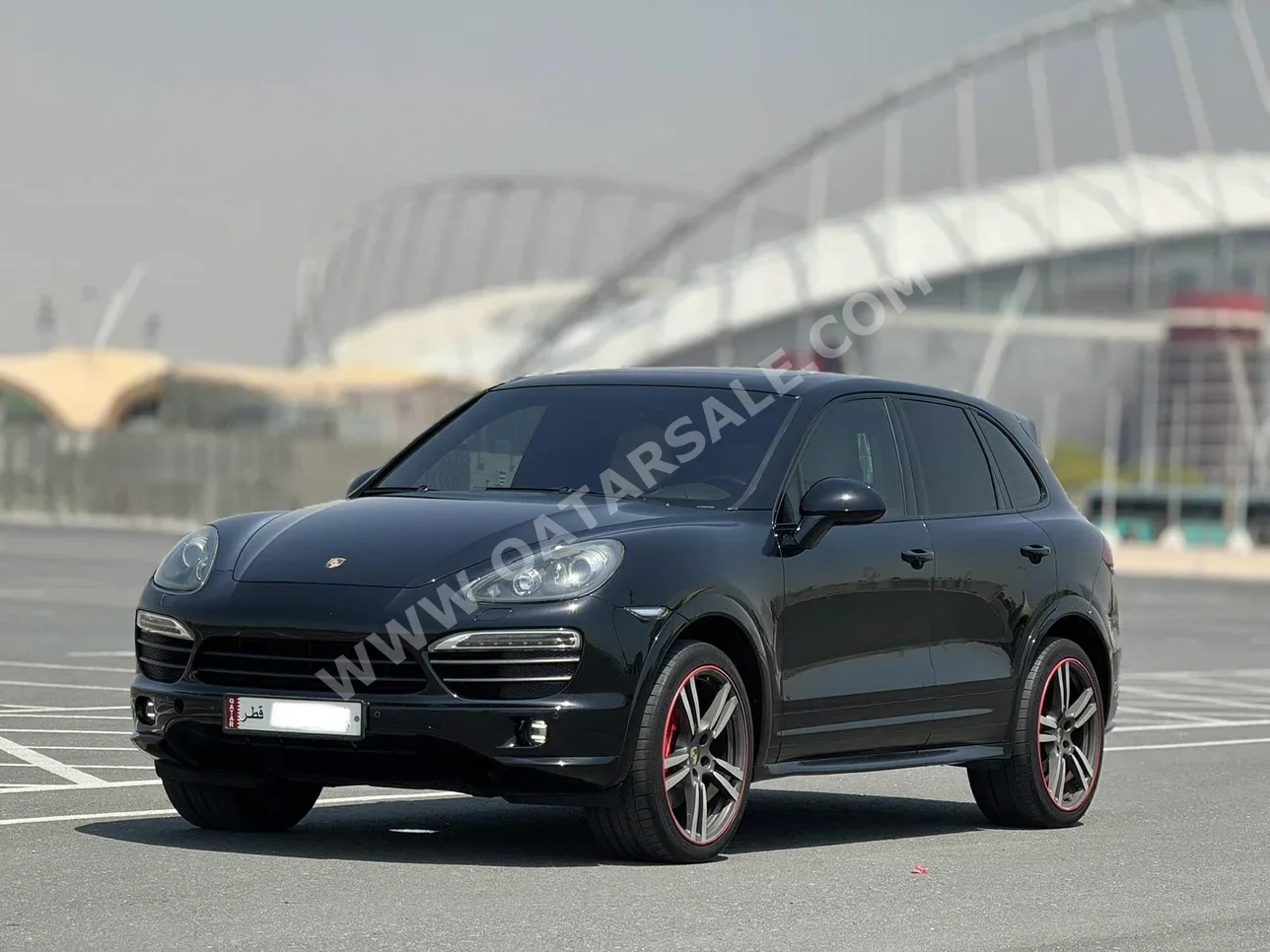 Porsche  Cayenne  S  2013  Automatic  135,000 Km  8 Cylinder  Four Wheel Drive (4WD)  SUV  Black