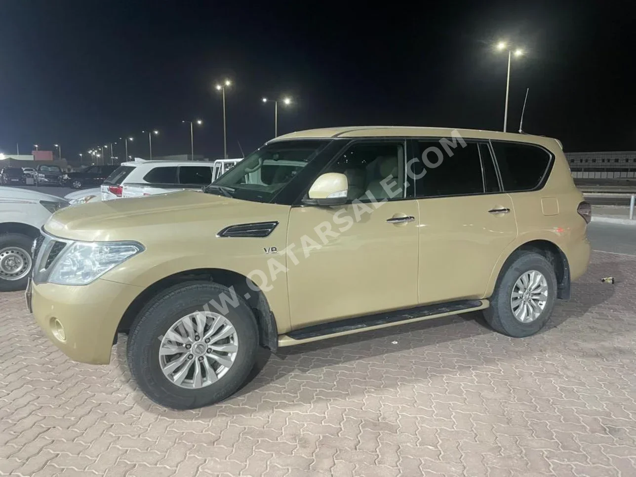 Nissan  Patrol  SE  2012  Automatic  300,000 Km  8 Cylinder  Four Wheel Drive (4WD)  SUV  Gold