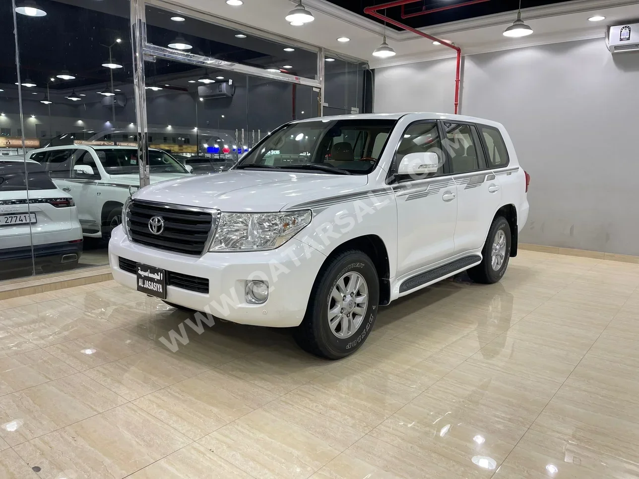 Toyota  Land Cruiser  GX  2015  Automatic  210,000 Km  6 Cylinder  Four Wheel Drive (4WD)  SUV  White