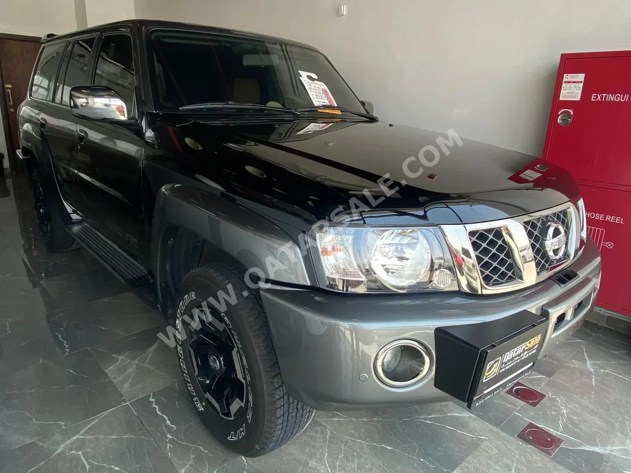 Nissan  Patrol  Super Safari  2022  Manual  39٬000 Km  6 Cylinder  Four Wheel Drive (4WD)  SUV  Black  With Warranty