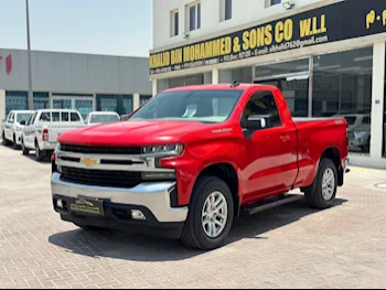 Chevrolet  Silverado  LT  2019  Automatic  101,000 Km  8 Cylinder  Four Wheel Drive (4WD)  Pick Up  Red