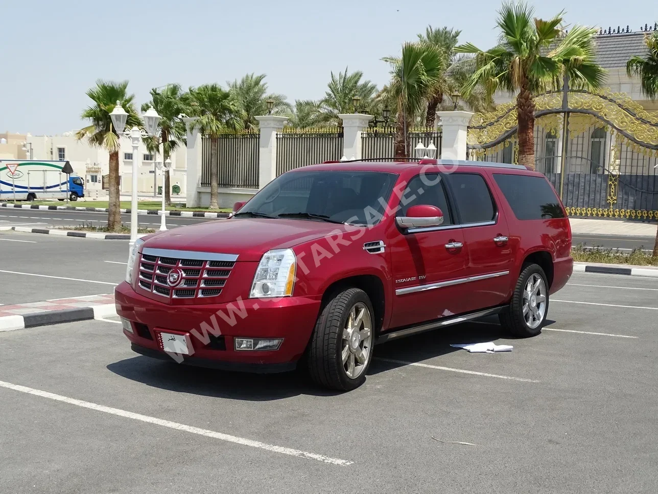 Cadillac  Escalade  ESV  2012  Automatic  238,000 Km  8 Cylinder  Four Wheel Drive (4WD)  SUV  Red