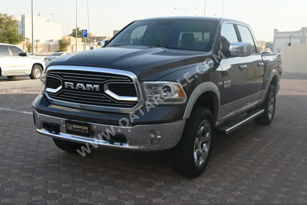 Dodge  Ram  1500 Laramie  2016  Automatic  172,000 Km  8 Cylinder  Four Wheel Drive (4WD)  SUV  Gray