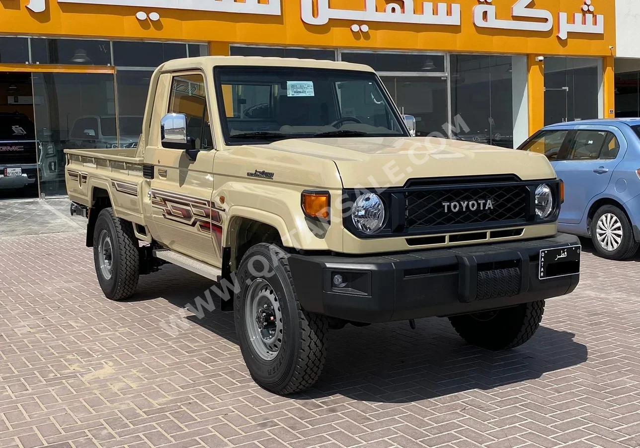 Toyota  Land Cruiser  LX  2024  Manual  0 Km  6 Cylinder  Four Wheel Drive (4WD)  Pick Up  Beige  With Warranty