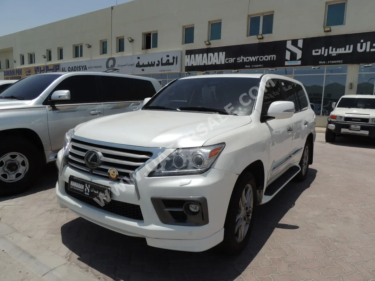 Lexus  LX  570 S  2009  Automatic  410,000 Km  8 Cylinder  Four Wheel Drive (4WD)  SUV  White