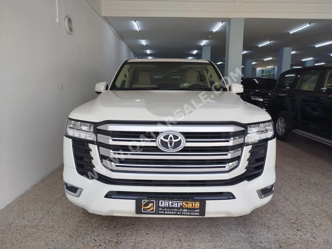 Toyota  Land Cruiser  GXR Twin Turbo  2023  Automatic  48,000 Km  6 Cylinder  Four Wheel Drive (4WD)  SUV  White  With Warranty