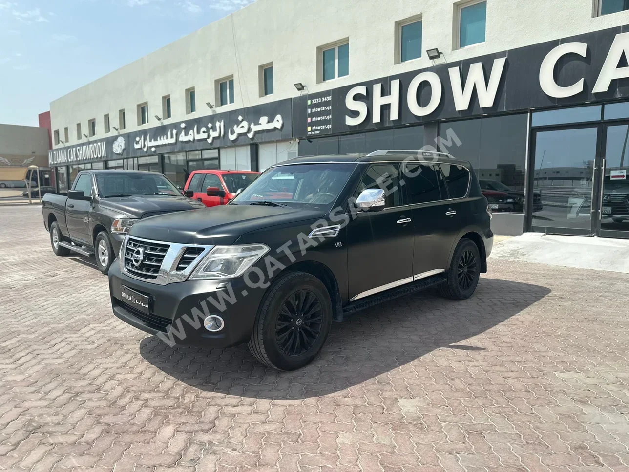 Nissan  Patrol  Platinum  2014  Automatic  300,000 Km  8 Cylinder  Four Wheel Drive (4WD)  SUV  Black