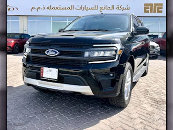 Ford  Expedition  XLT  2023  Automatic  4,500 Km  6 Cylinder  Four Wheel Drive (4WD)  SUV  Black  With Warranty