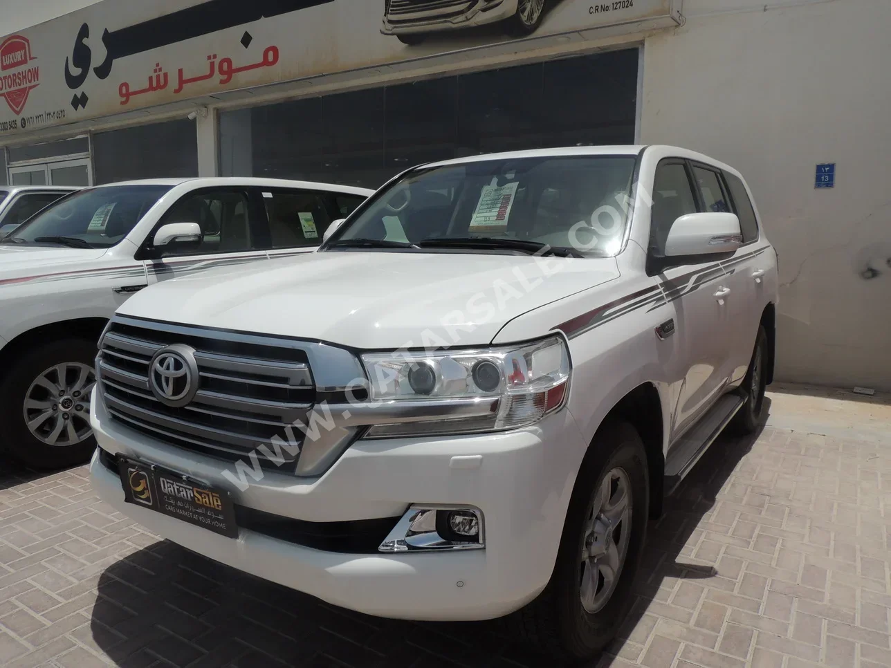 Toyota  Land Cruiser  GXR  2021  Automatic  136,000 Km  6 Cylinder  Four Wheel Drive (4WD)  SUV  White