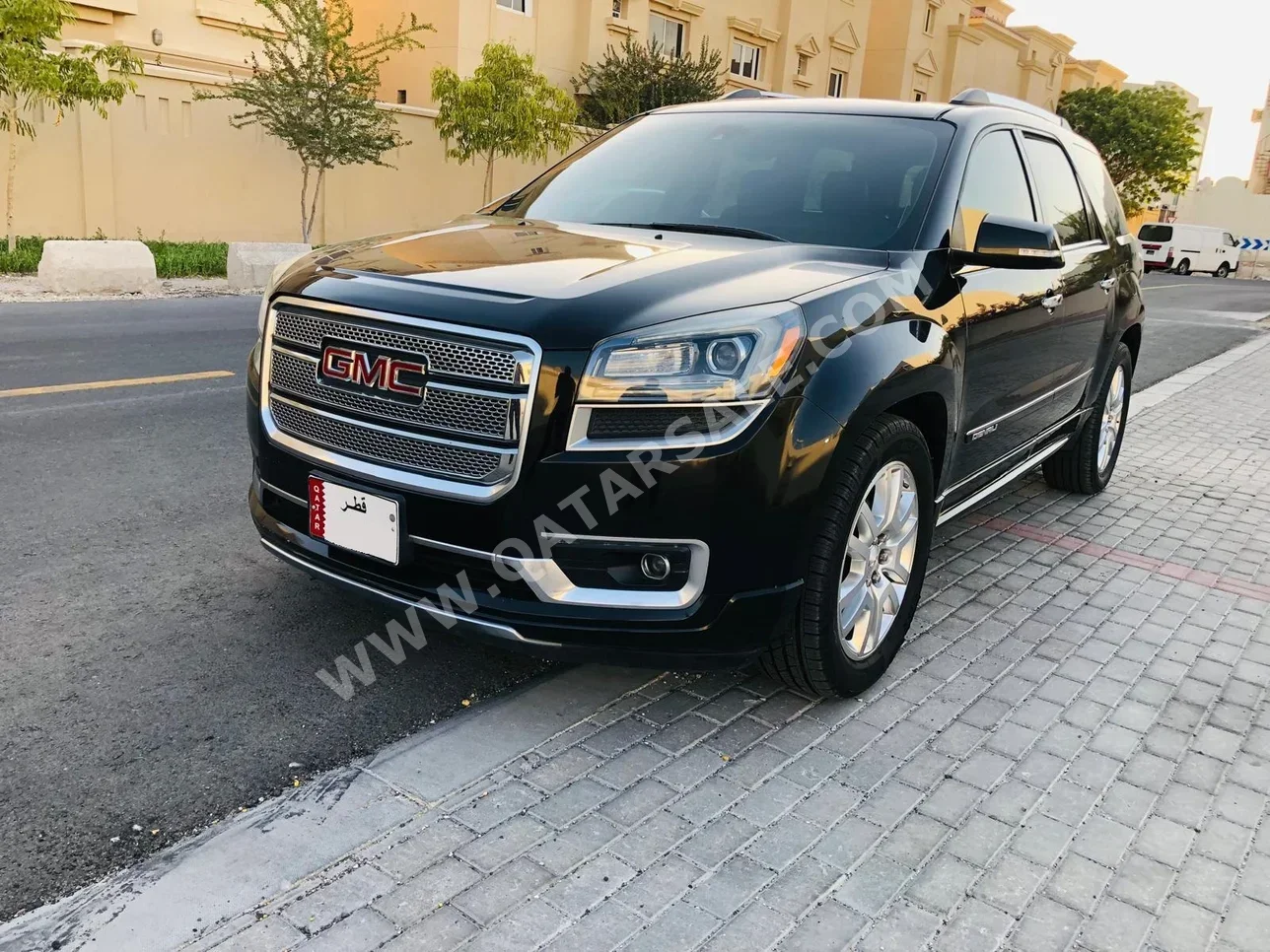 GMC  Acadia  Denali  2016  Automatic  158,000 Km  6 Cylinder  Four Wheel Drive (4WD)  SUV  Black