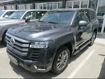 Toyota  Land Cruiser  GXR Twin Turbo  2024  Automatic  300 Km  6 Cylinder  Four Wheel Drive (4WD)  SUV  Gray  With Warranty