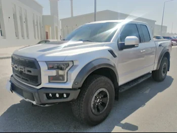 Ford  F  150  2017  Automatic  115,000 Km  6 Cylinder  Four Wheel Drive (4WD)  Pick Up  Silver