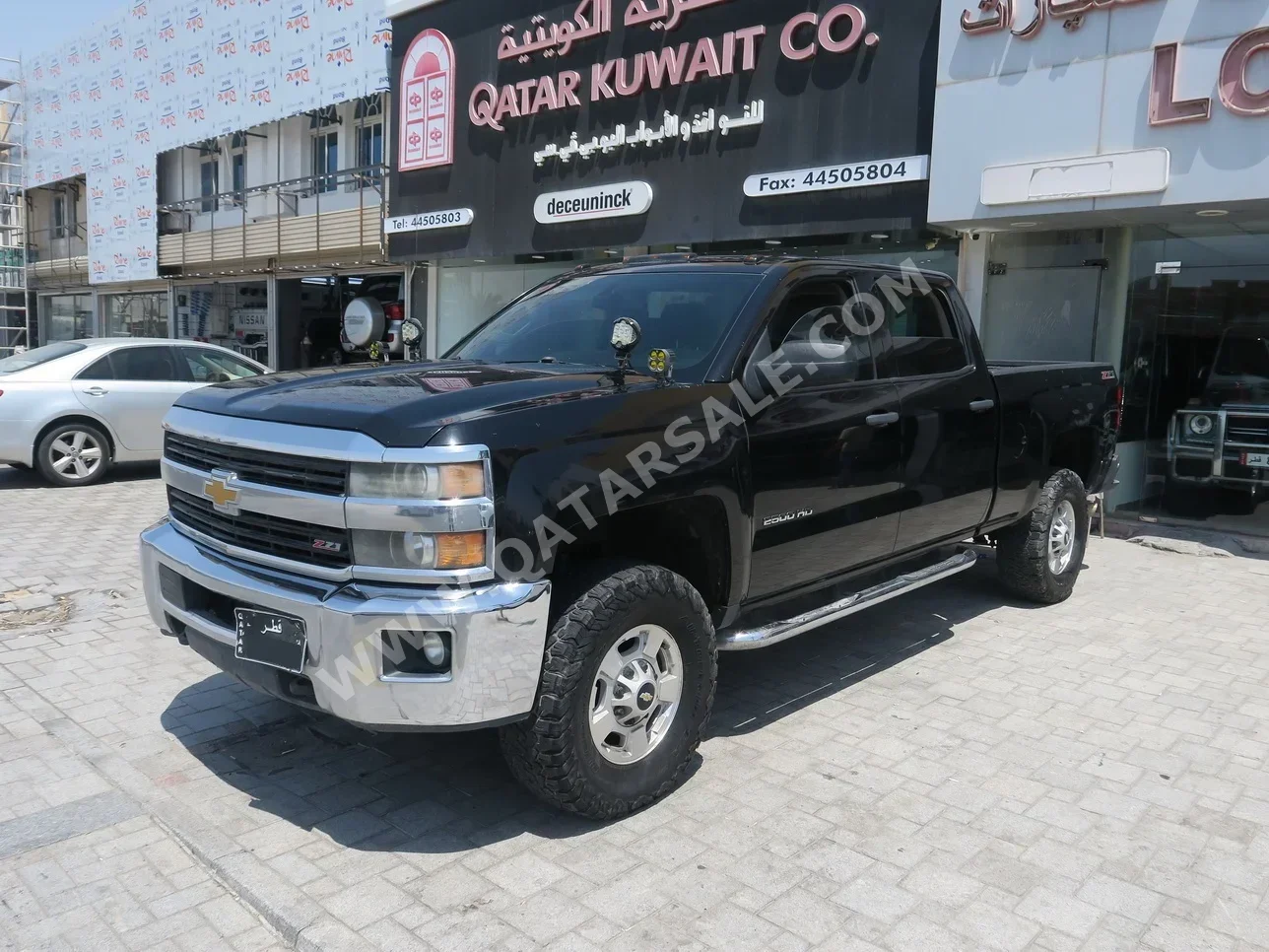  Chevrolet  Silverado  2500 HD  2015  Automatic  290,000 Km  8 Cylinder  Four Wheel Drive (4WD)  Pick Up  Black  With Warranty